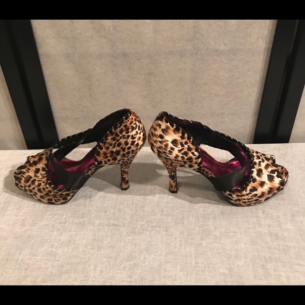 BKE Leopard/Cheetah open toe high heels - Picture 4 of 8